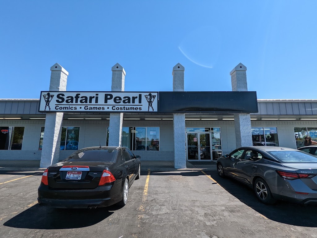 Safari Pearl Comics