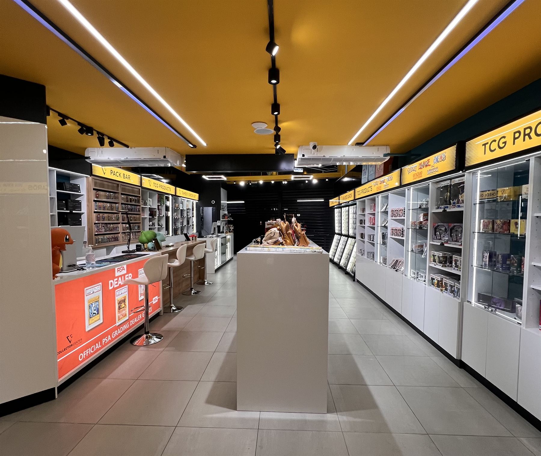 COLLECTOR CENTER Ε Ε